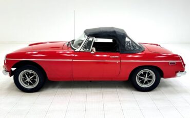 Mg-B-1974-Bright-Red-Black-8
