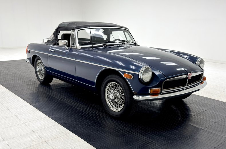 Mg-B-1974-Cosmic-Blue-Metallic-Black-13