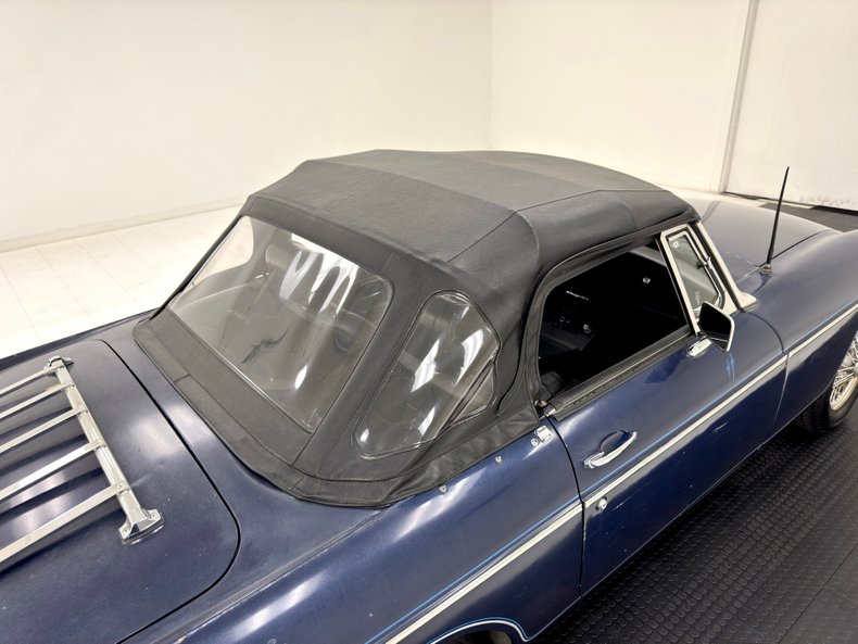 Mg-B-1974-Cosmic-Blue-Metallic-Black-26