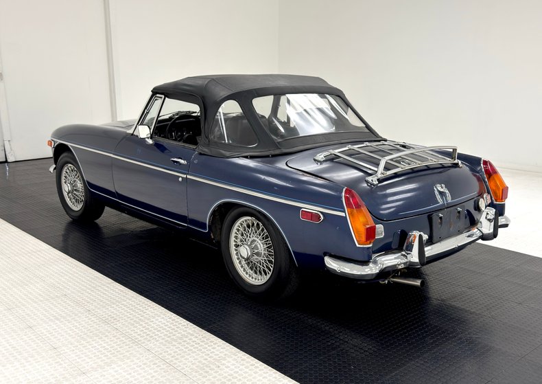 Mg-B-1974-Cosmic-Blue-Metallic-Black-4