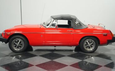 Mg-B-1975-Red-Black-1
