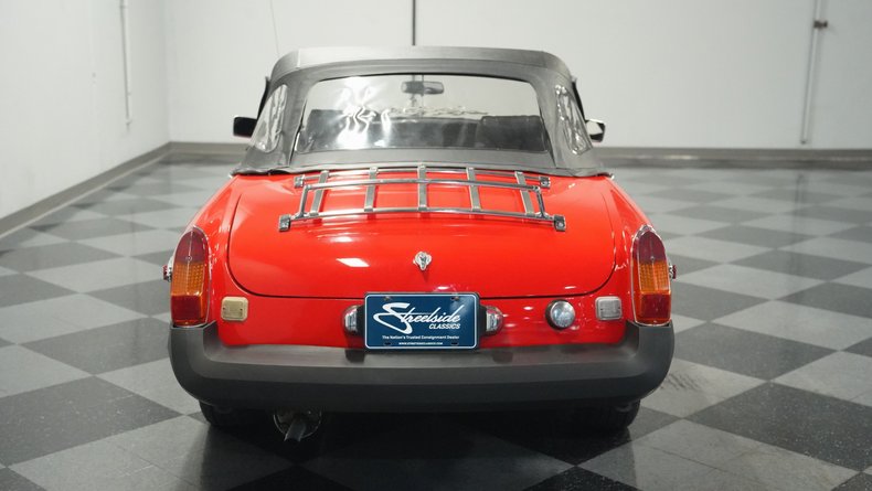 Mg-B-1975-Red-Black-10