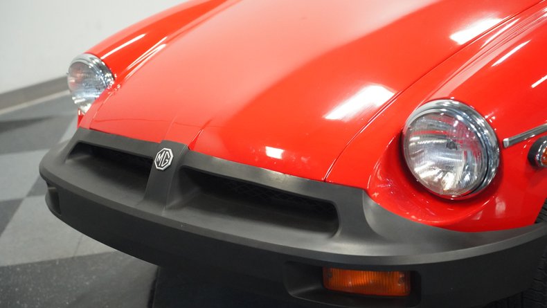 Mg-B-1975-Red-Black-14