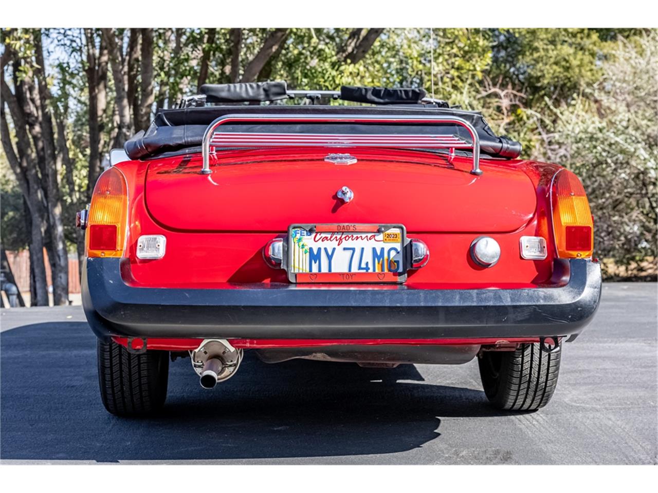 Mg-B-1975-Red-Black-16