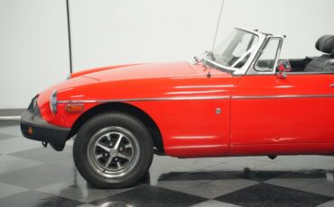 Mg-B-1975-Red-Black-18