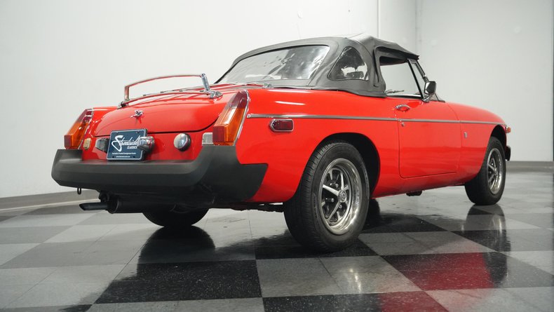 Mg-B-1975-Red-Black-21