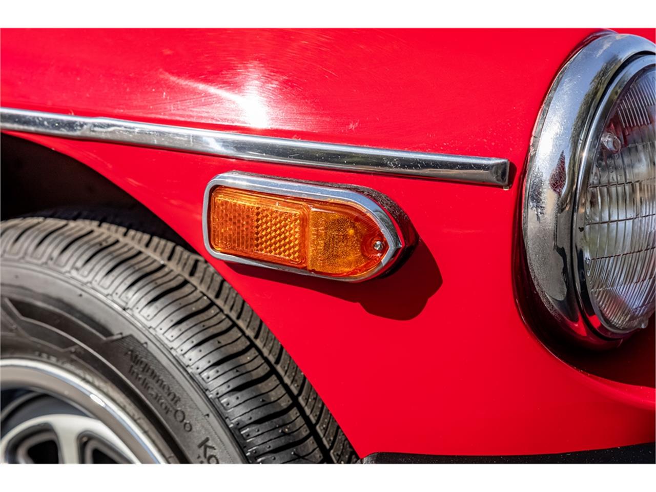 Mg-B-1975-Red-Black-27