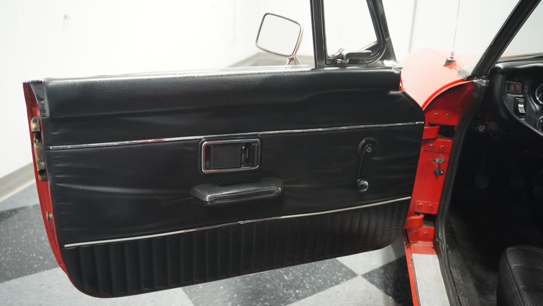 Mg-B-1975-Red-Black-30