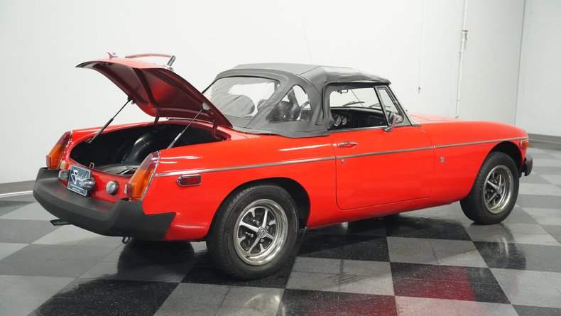 Mg-B-1975-Red-Black-44