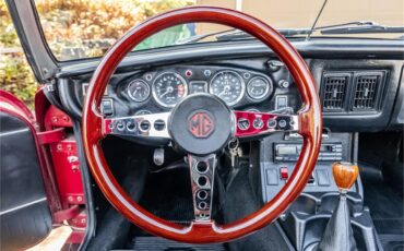 Mg-B-1975-Red-Black-58