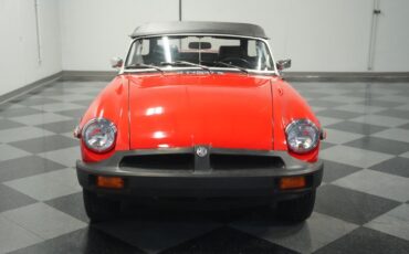 Mg-B-1975-Red-Black-6