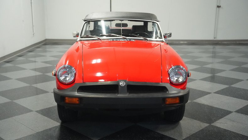 Mg-B-1975-Red-Black-6