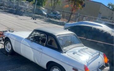 Mg-B-1975-White-Beige-13