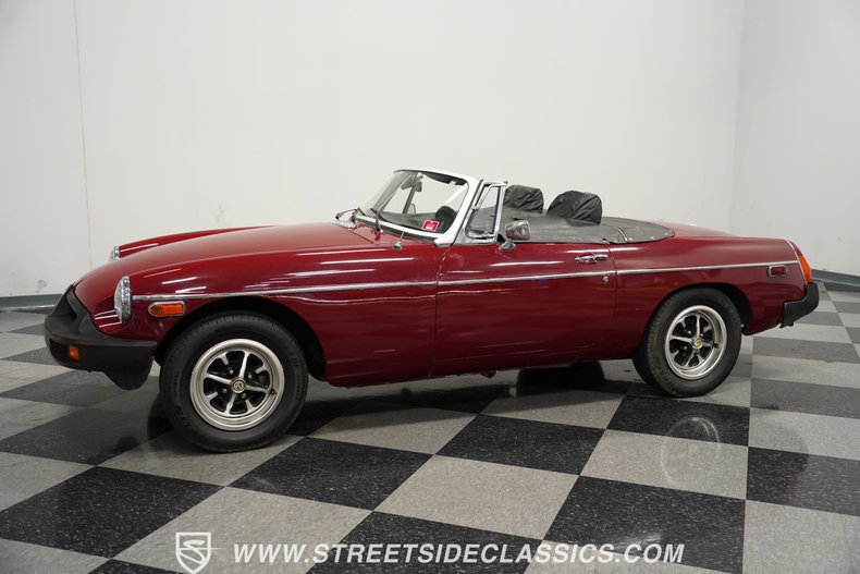 Mg-B-1976-Damask-Red-Black-19