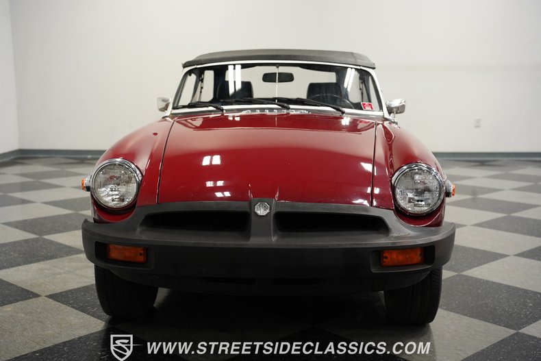 Mg-B-1976-Damask-Red-Black-29