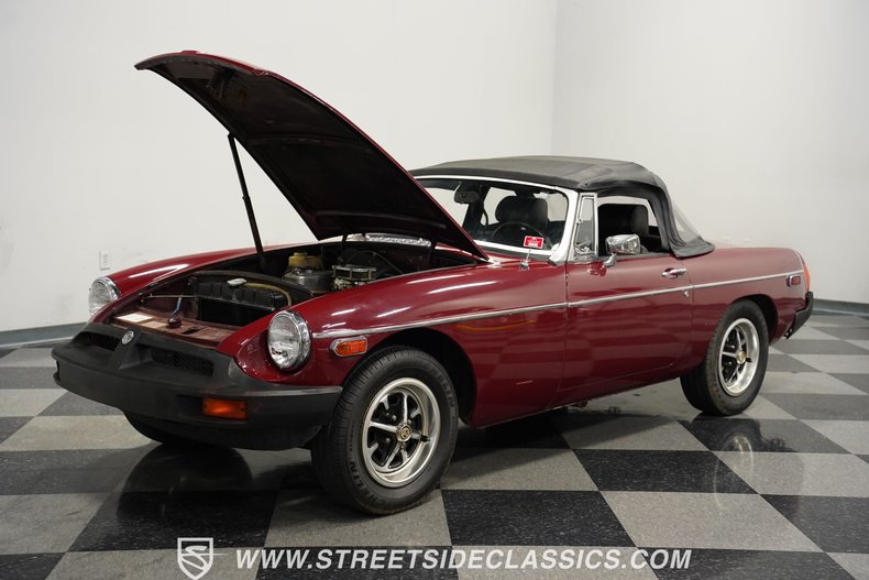 Mg-B-1976-Damask-Red-Black-42