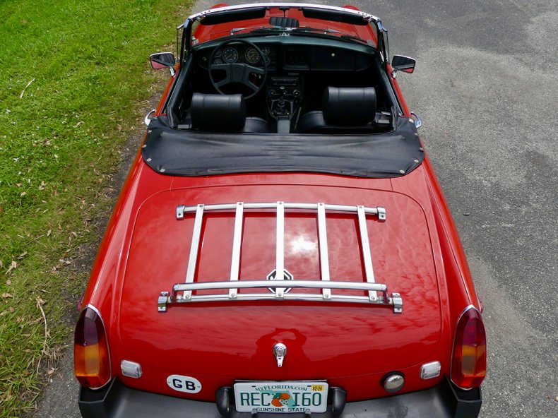 Mg-B-1977-Red-Black-1