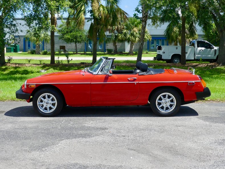Mg-B-1977-Red-Black-16