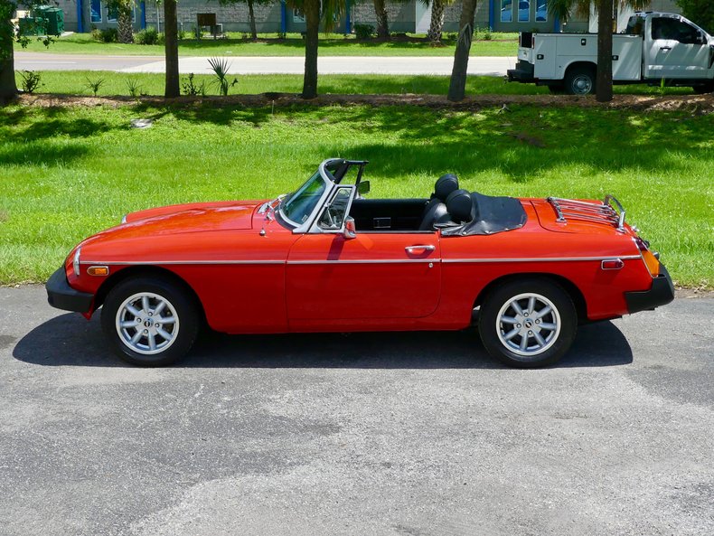 Mg-B-1977-Red-Black-17