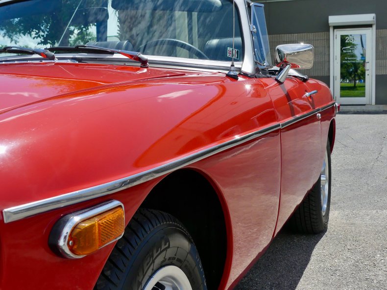 Mg-B-1977-Red-Black-37