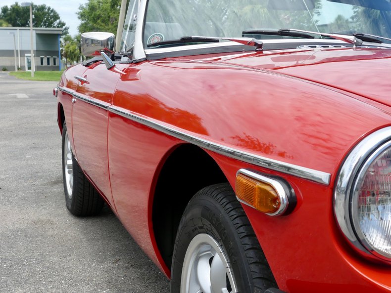 Mg-B-1977-Red-Black-42