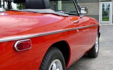 Mg-B-1977-Red-Black-43