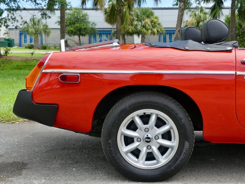 Mg-B-1977-Red-Black-46