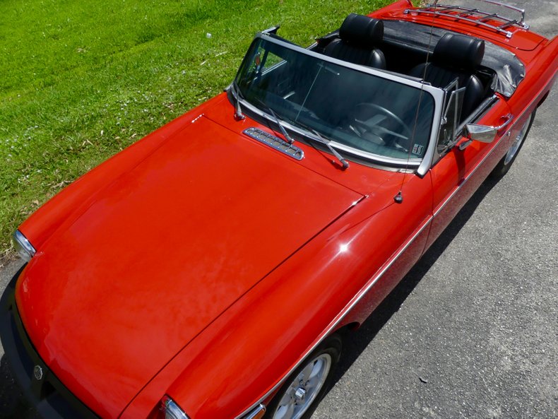 Mg-B-1977-Red-Black-47