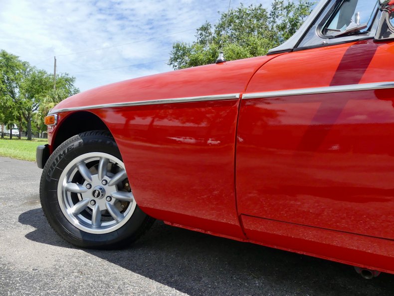 Mg-B-1977-Red-Black-6