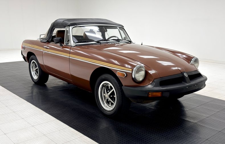 Mg-B-1978-Russet-Brown-Autumn-Leaf-11