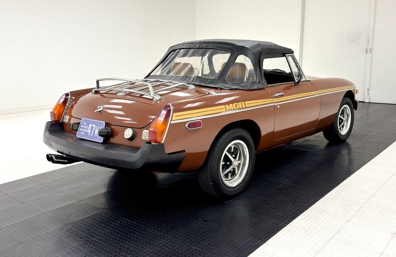 Mg-B-1978-Russet-Brown-Autumn-Leaf-9