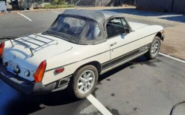 Mg-B-1978-WhiteBlack-Black-1
