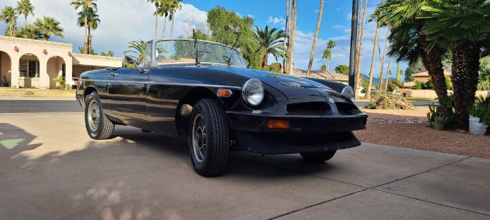 Mg-B-1979-Black-10