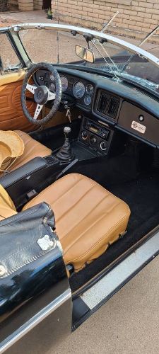 Mg-B-1979-Black-5