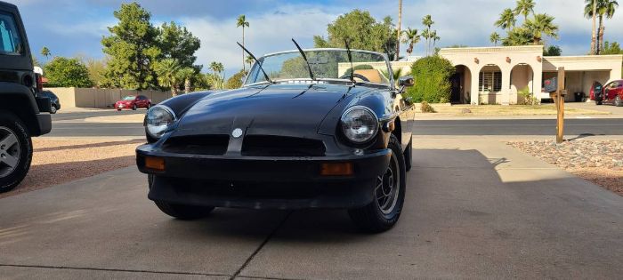 Mg-B-1979-Black-8