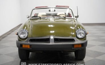 Mg-B-1979-Green-White-13