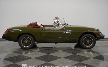 Mg-B-1979-Green-White-16