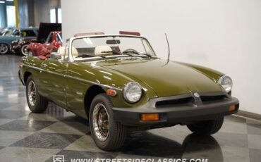 Mg-B-1979-Green-White-18