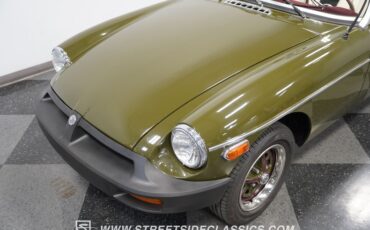 Mg-B-1979-Green-White-21