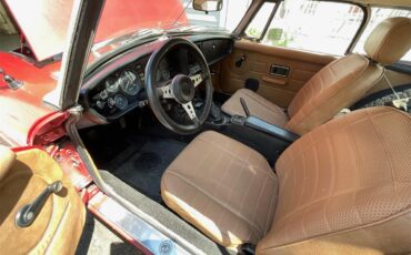 Mg-B-1979-Maroon-Saddle-10