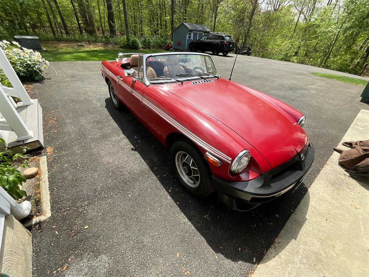 Mg-B-1979-Maroon-Saddle-13