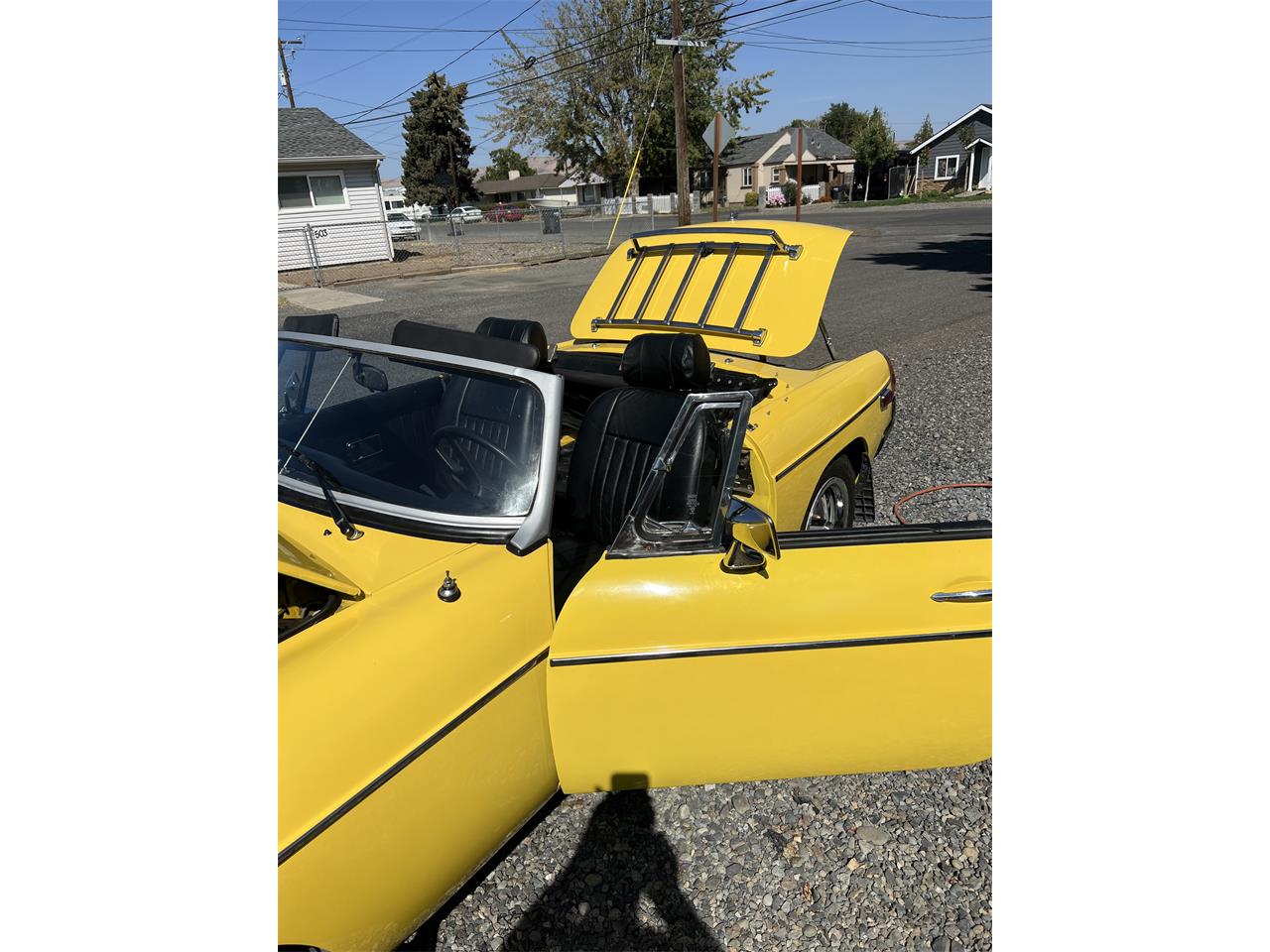 Mg-B-1979-Yellow-Black-16