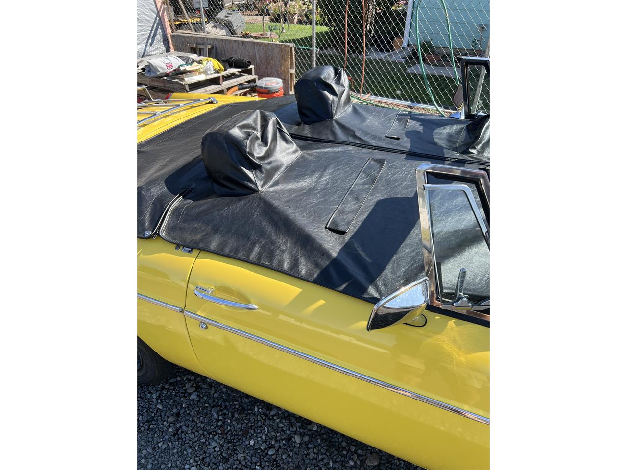 Mg-B-1979-Yellow-Black-4