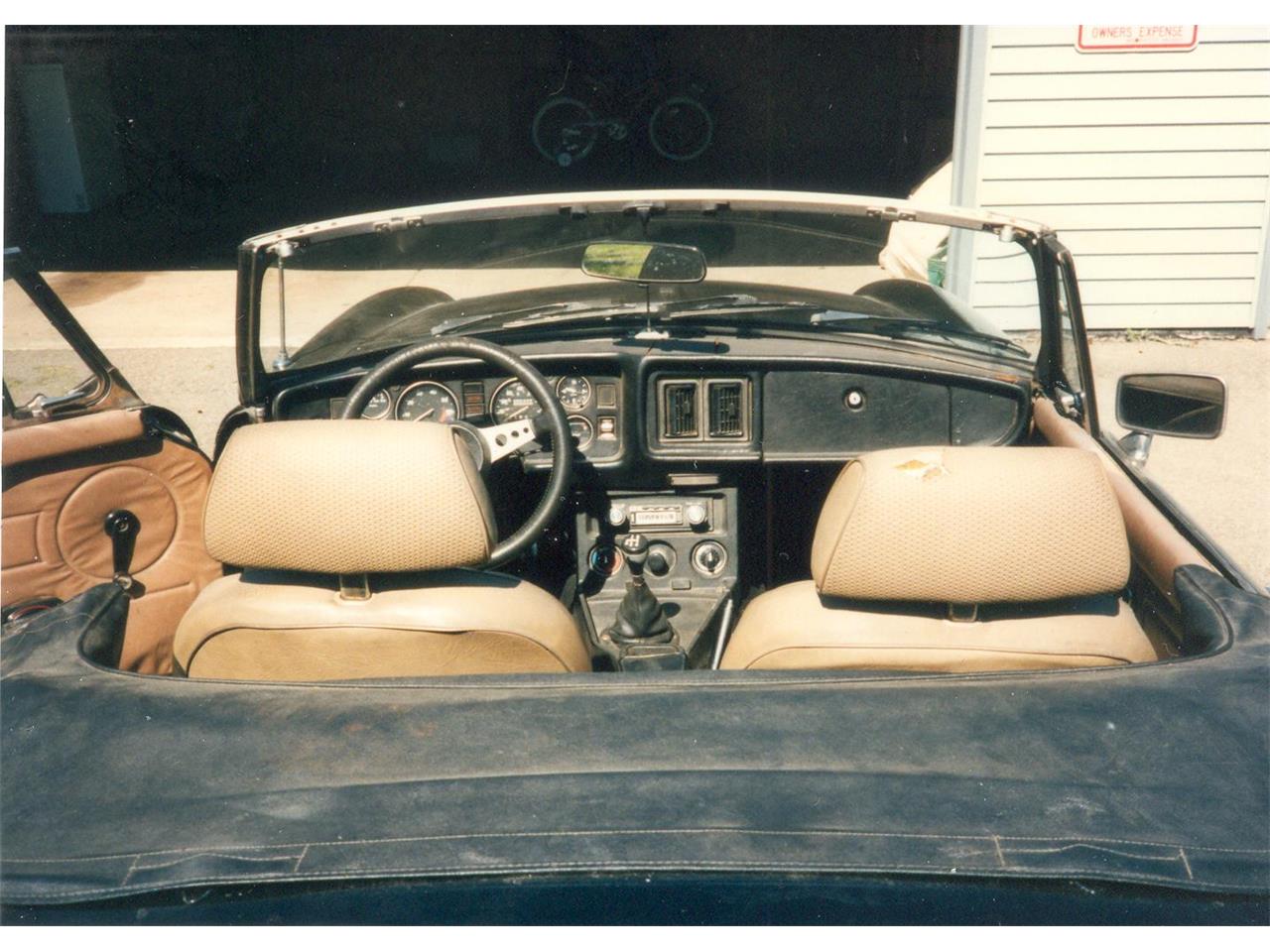 Mg-B-1980-Black-Biscuit-5
