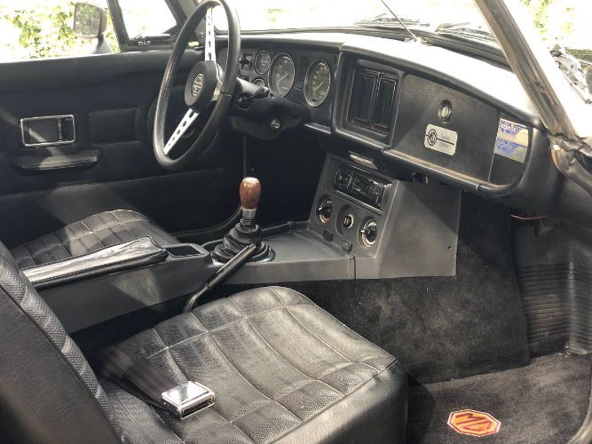 Mg-B-1980-Black-Black-3