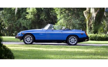 Mg-B-1980-Blue-Tan-wBlack-Piping-19
