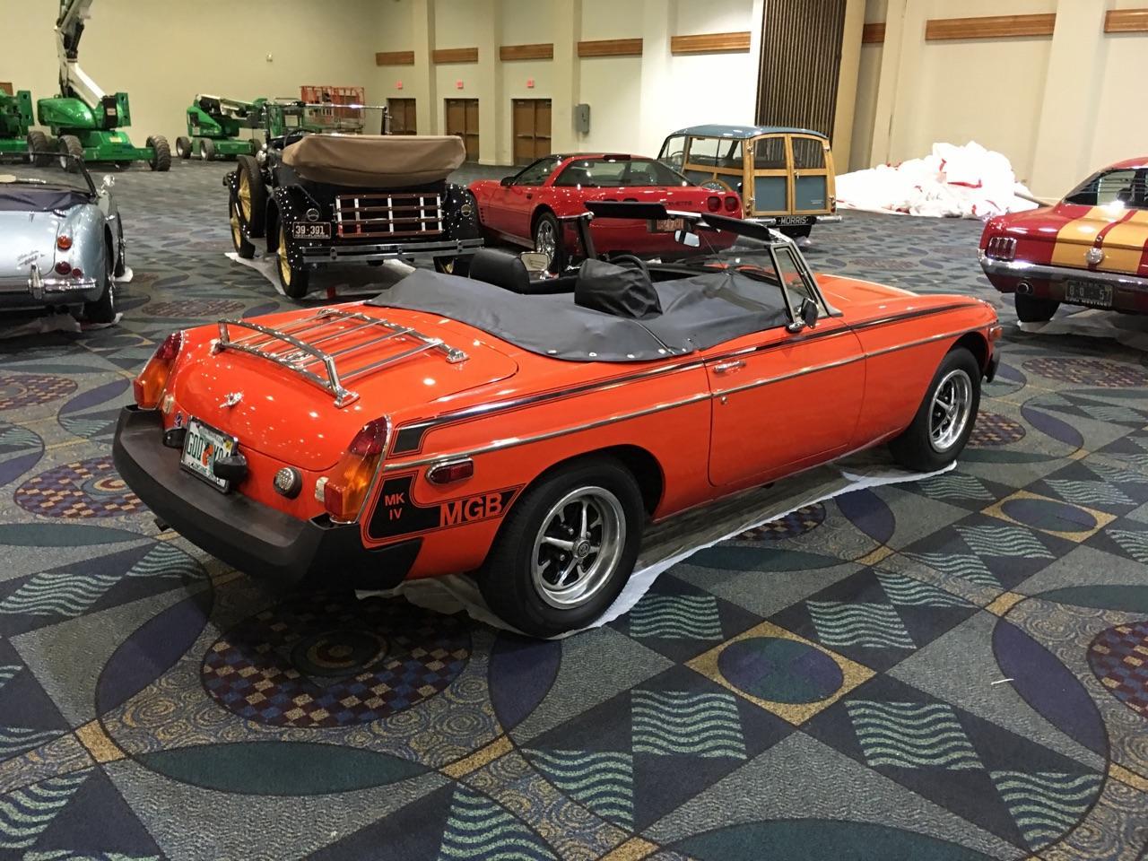 Mg-B-1980-Original-Vermilion-Black-13