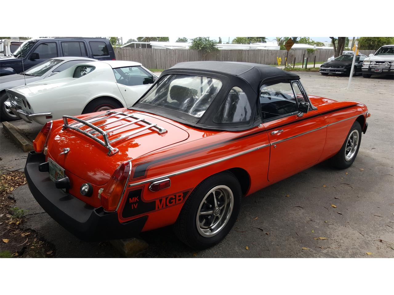 Mg-B-1980-Original-Vermilion-Black-18