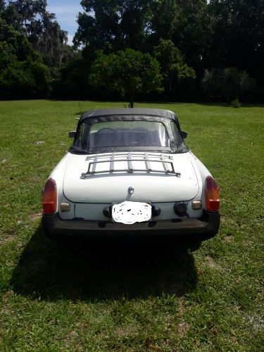 Mg-B-1980-White-6