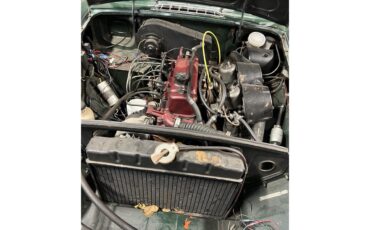 Mg-B-gt-1971-British-Racing-Green-Black-5